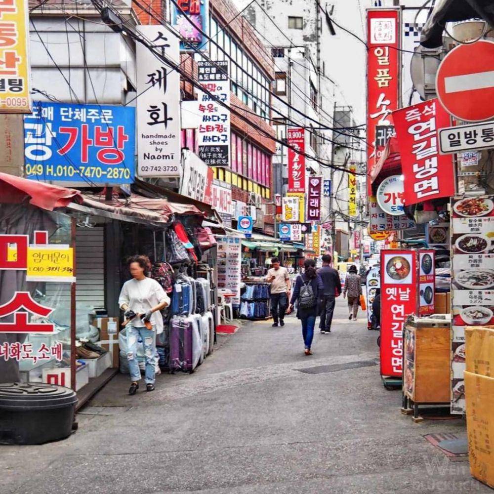 Eksplorasi Pusat Belanja Dongdaemun: Surga Belanja di Seoul