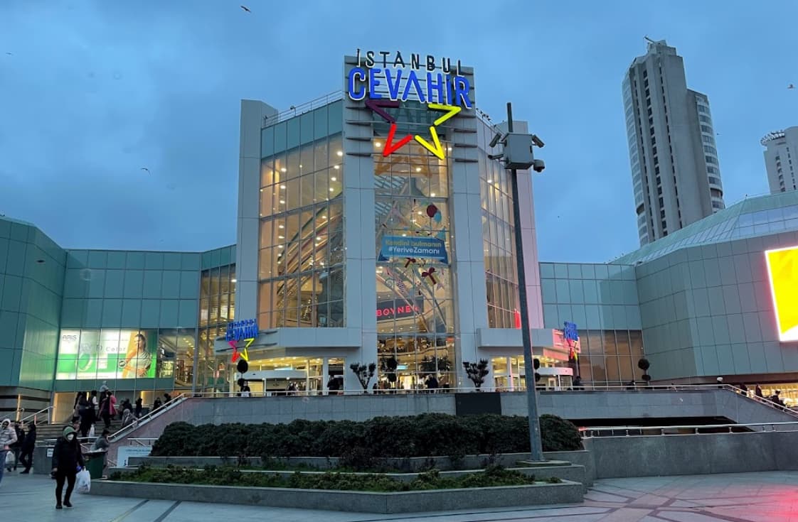 Menelusuri Keindahan dan Fasilitas Pusat Belanja Cevahir Mall Istanbul