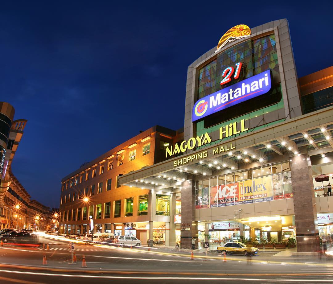Pusat Belanja Mega Mall Batam Centre: Tempat Belanja dan Hiburan Terlengkap