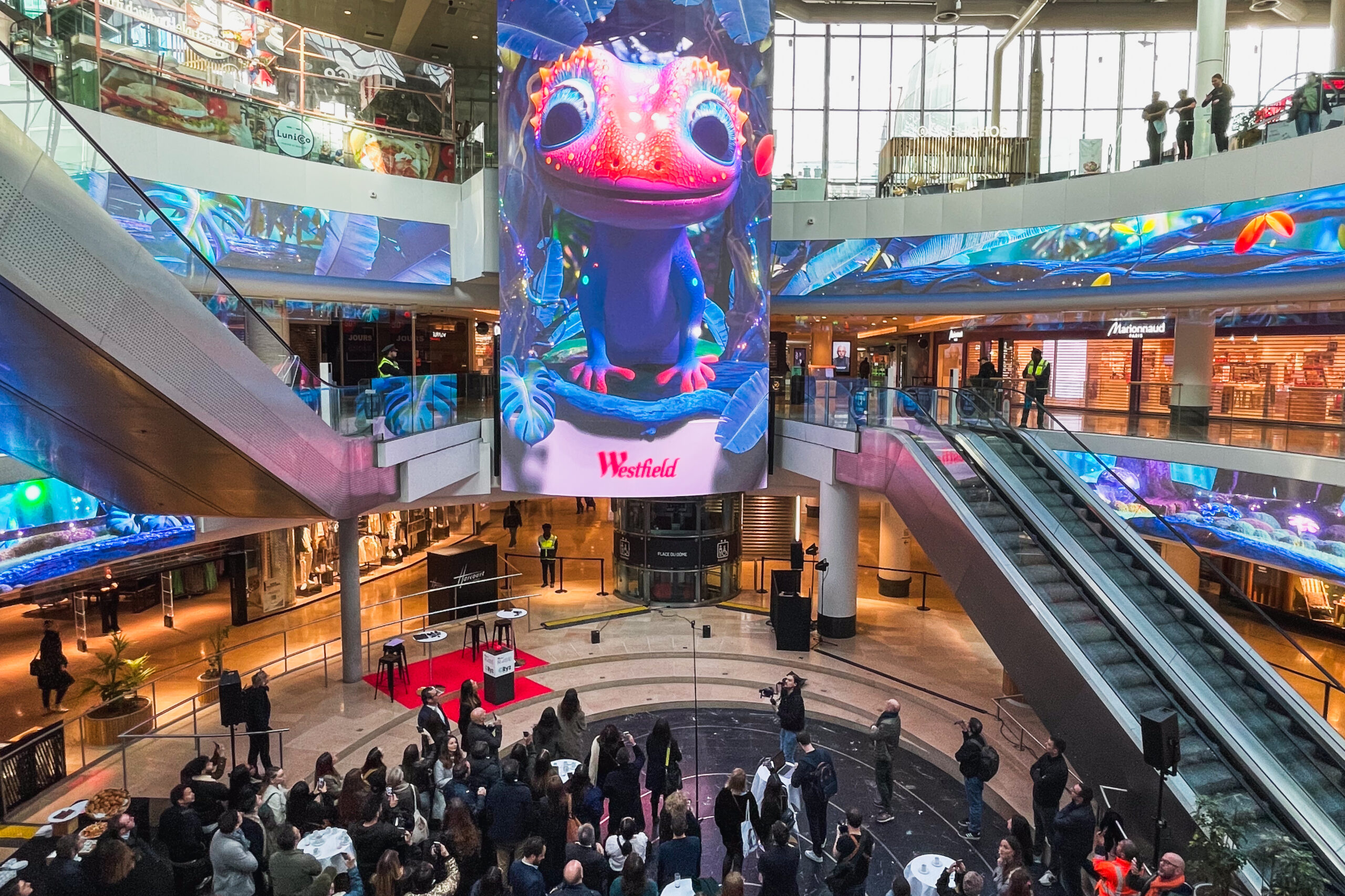Pusat Belanja Westfield Les 4 Temps: Surga Belanja di Paris