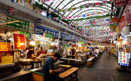 Menelusuri Keunikan Pusat Belanja Dongdaemun Market di Seoul