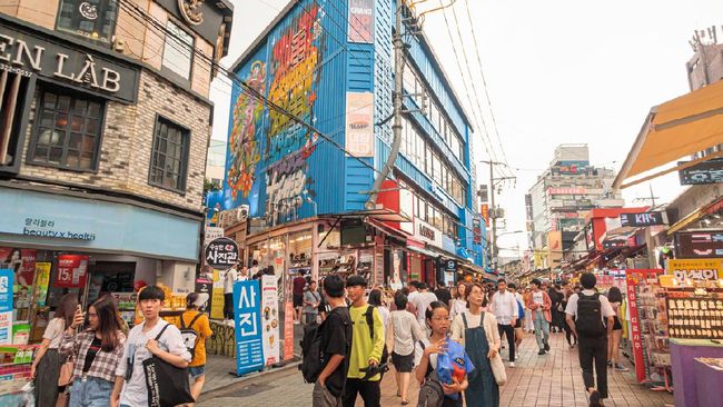 Pusat Belanja Hongdae: Surga Belanja dan Hiburan di Seoul