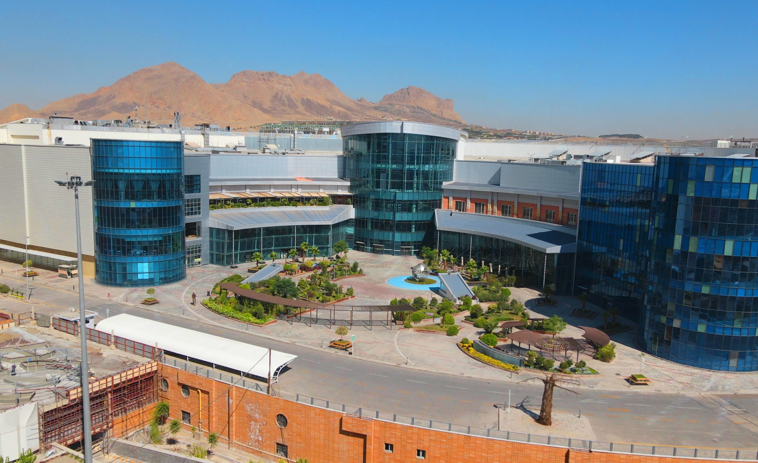 Pusat Belanja Isfahan City Center: Tempat Belanja dan Hiburan Terlengkap