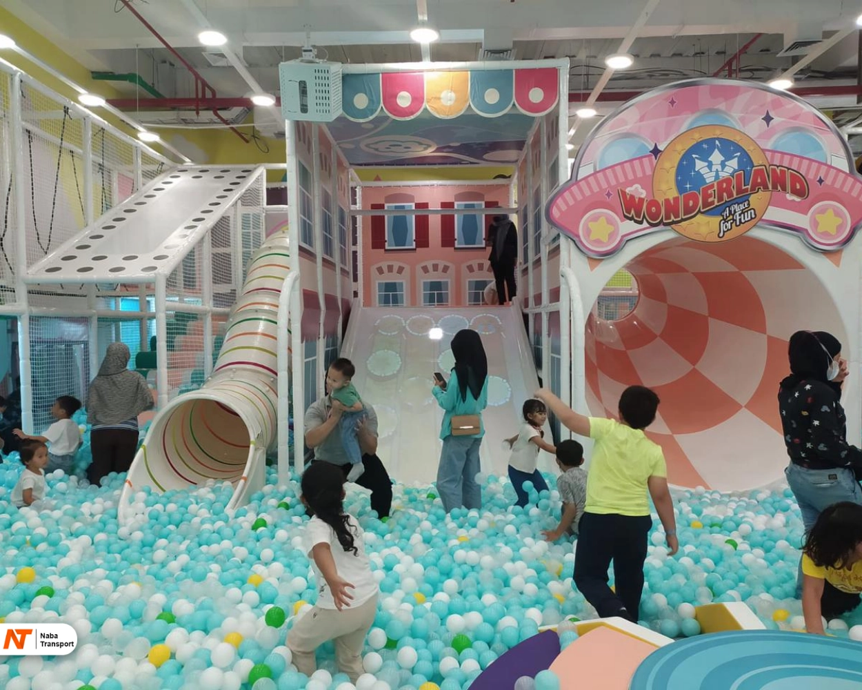 Pusat Belanja Living Plaza: Tempat Belanja dan Hiburan Terlengkap