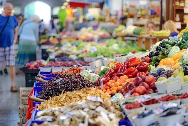 Pusat Belanja Pekunden Market: Pasar Tradisional yang Ramah Pengunjung