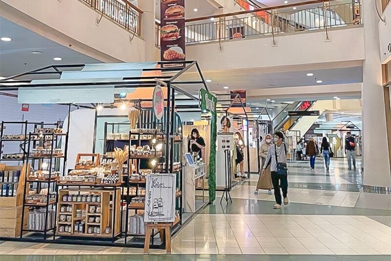 Pusat Belanja Summarecon Mall Kelapa Gading: Destinasi Perbelanjaan Lengkap