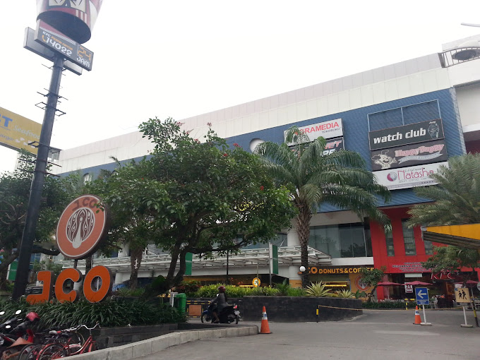 Solo Square: Pusat Belanja Modern dan Lengkap di Solo