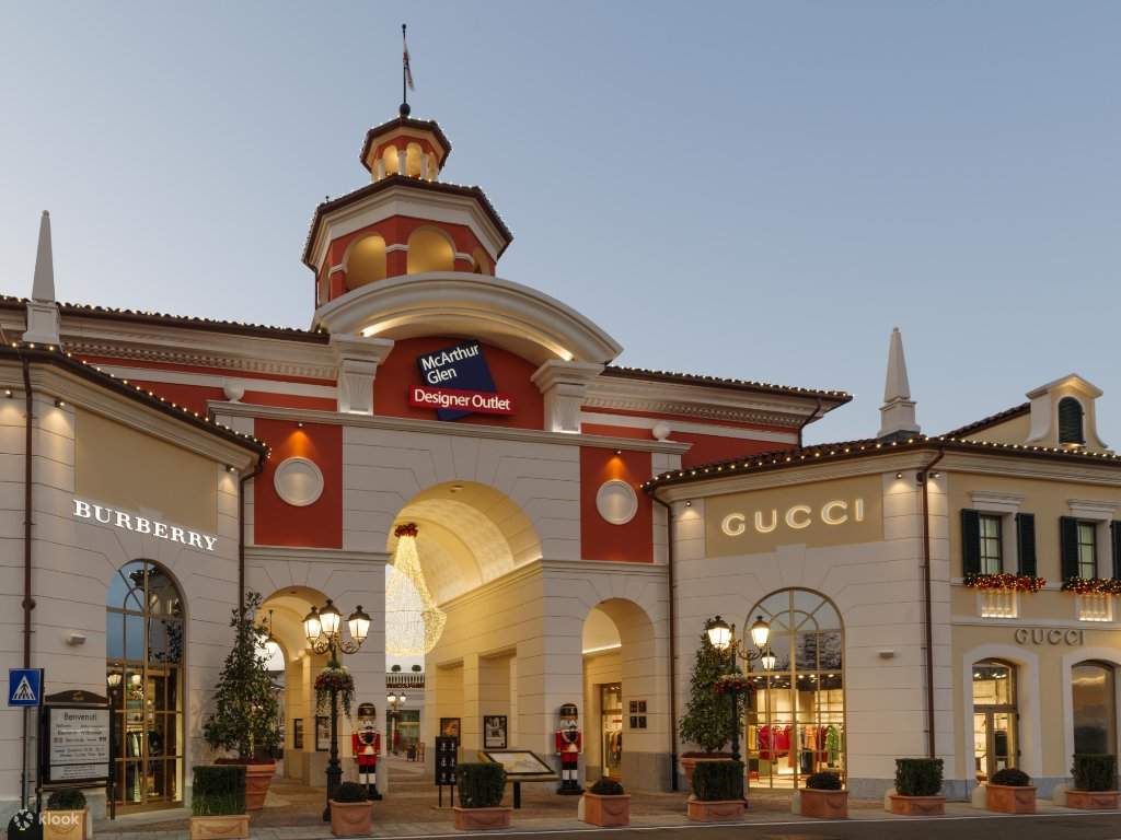 Pusat Belanja Serravalle Designer Outlet: Surga Belanja dari Brand Terkenal