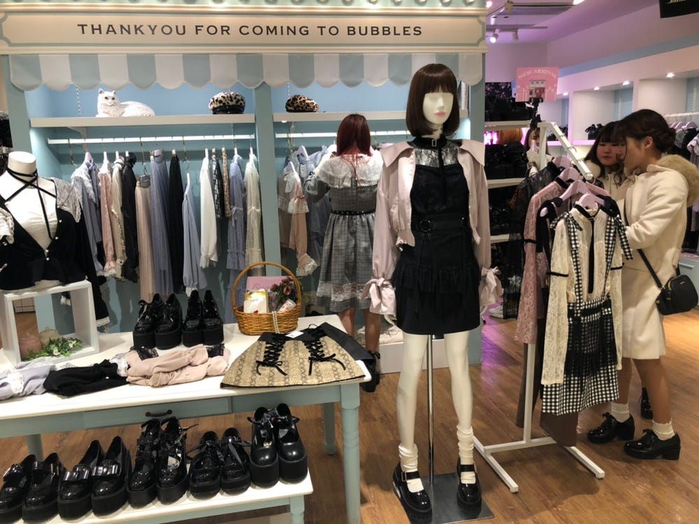 Pusat Belanja Shibuya 109: Surga Fashion di Tokyo