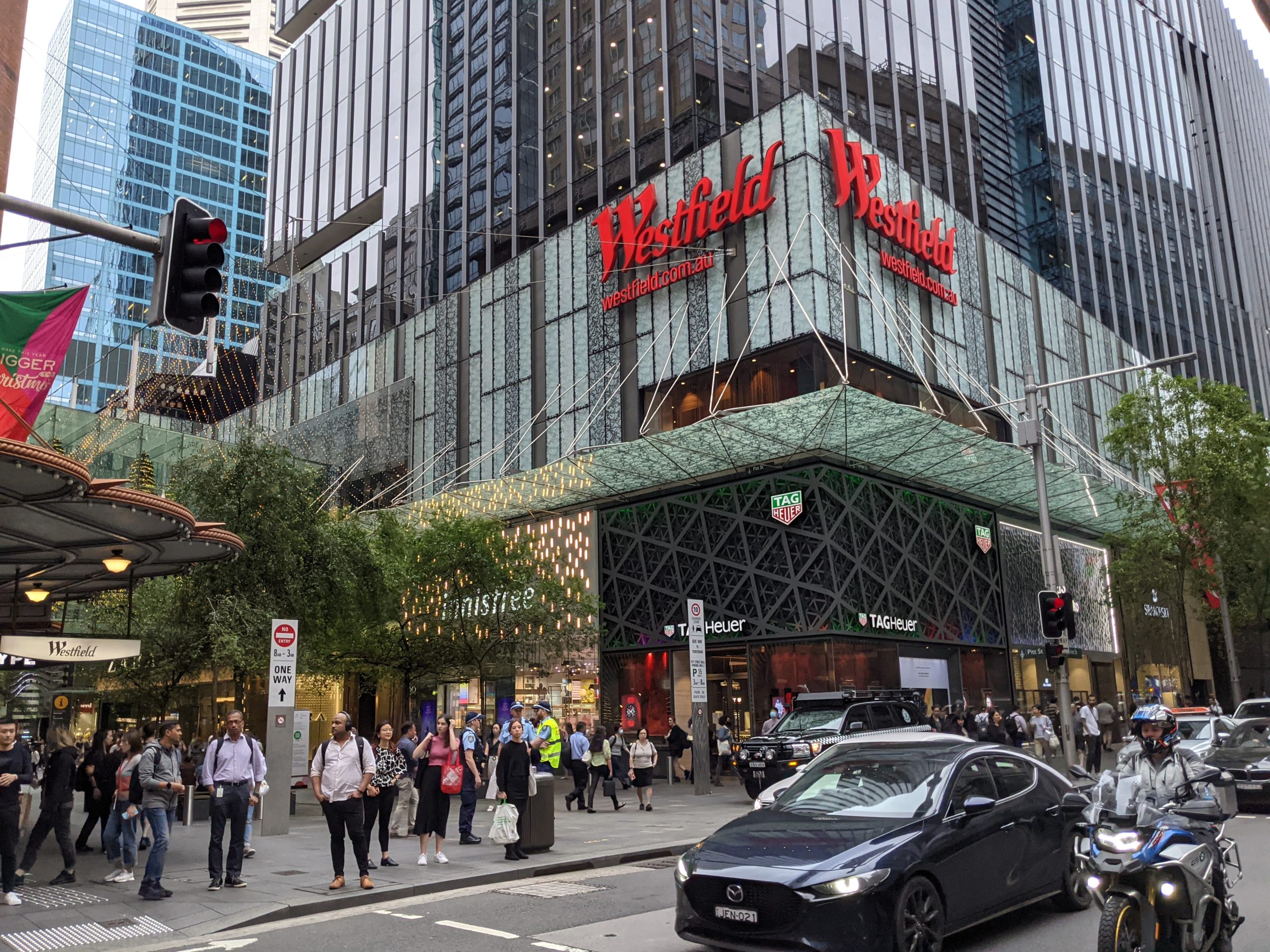Pusat Belanja Westfield Sydney: Tempat Belanja dan Hiburan Terlengkap