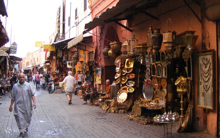 Pusat Belanja Medina Marrakech: Surga Belanja Tradisional dan Modern